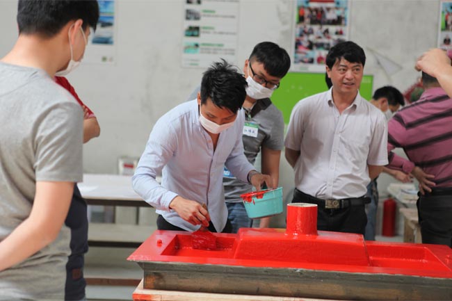 學(xué)員實(shí)操--涂膠衣層(二)